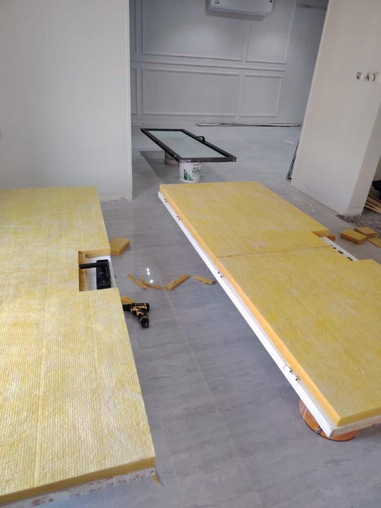 عازل صوت للباب الخبر