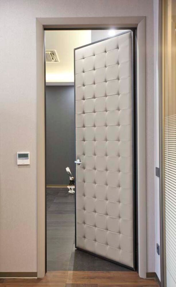 ابواب عازل صوت